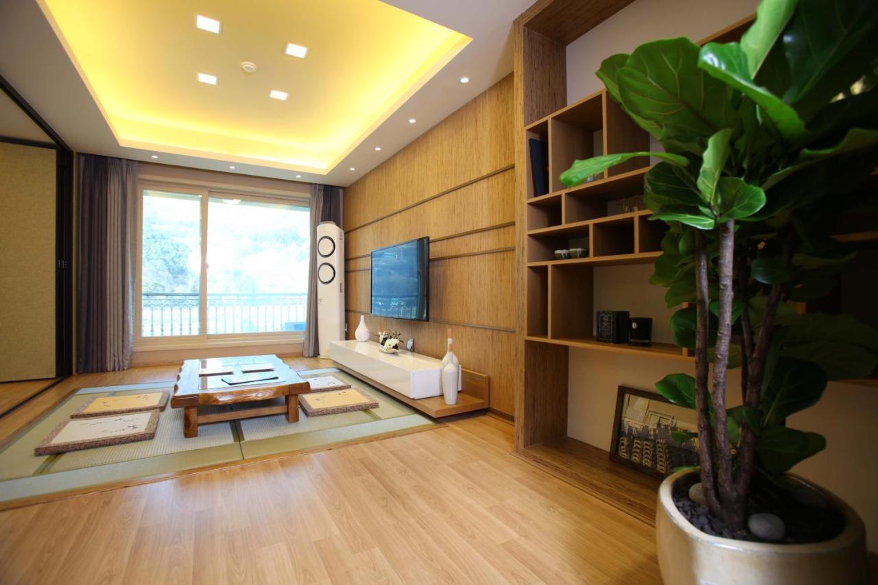 Cheongpyeong Family Hotel Gapyeong Exterior photo